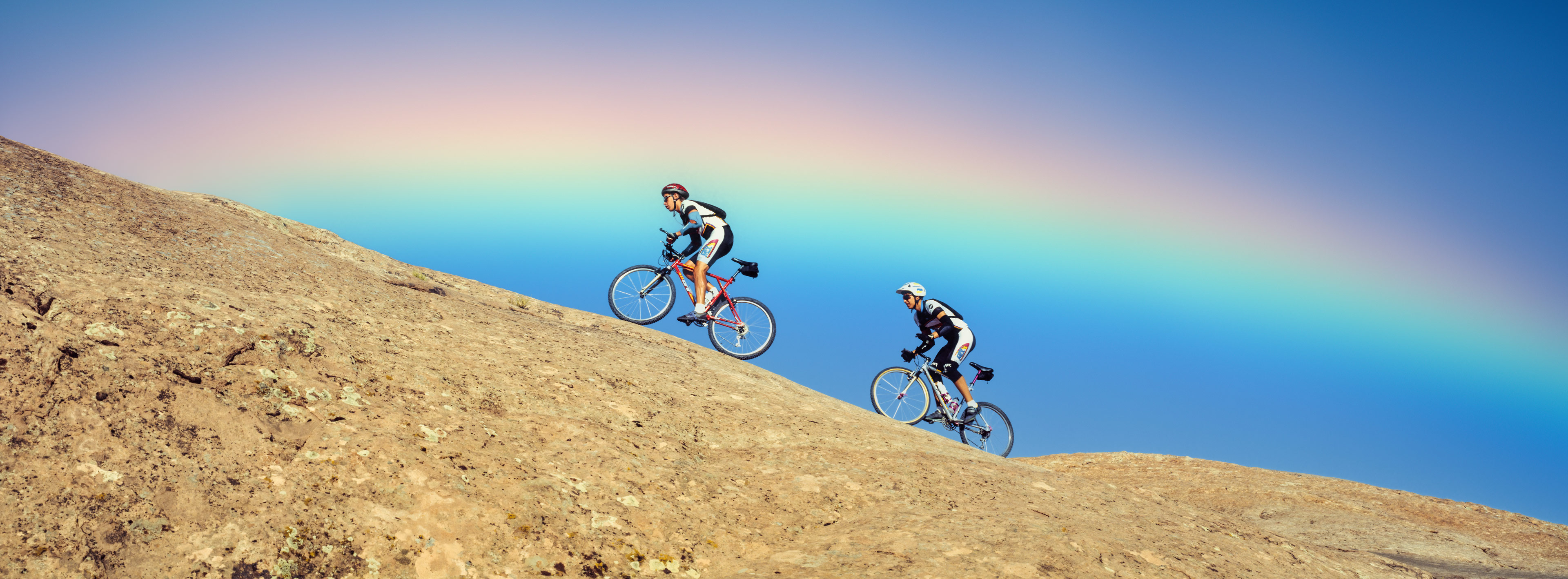 Mountain Bikers, Moab Bike Trail, Moab, Utah, USA (23699.comp)