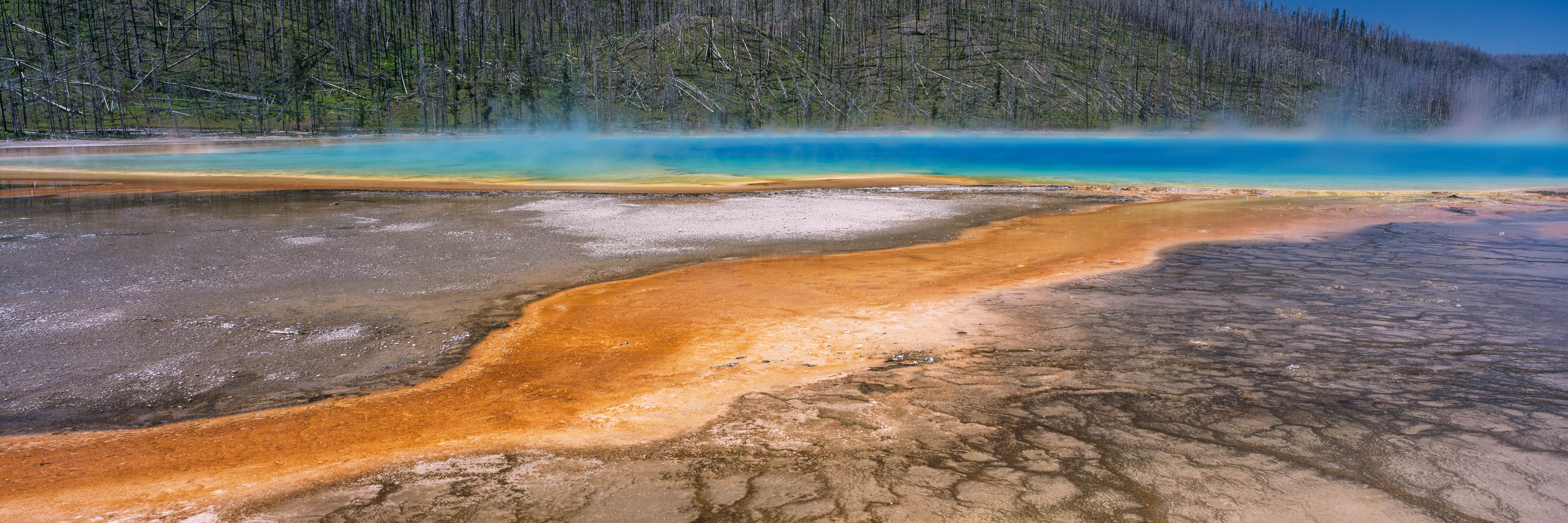 Grand Prismatic Spring, Yellowstone National Park, Wyoming,USA